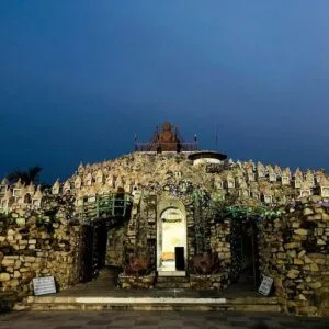 Shri Rishabhdev Bhagwan Tapasthali Jain Mandir , Prayagraj