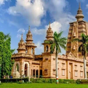 Sarnath Buddhist Temple , Sarnath , Varanasi